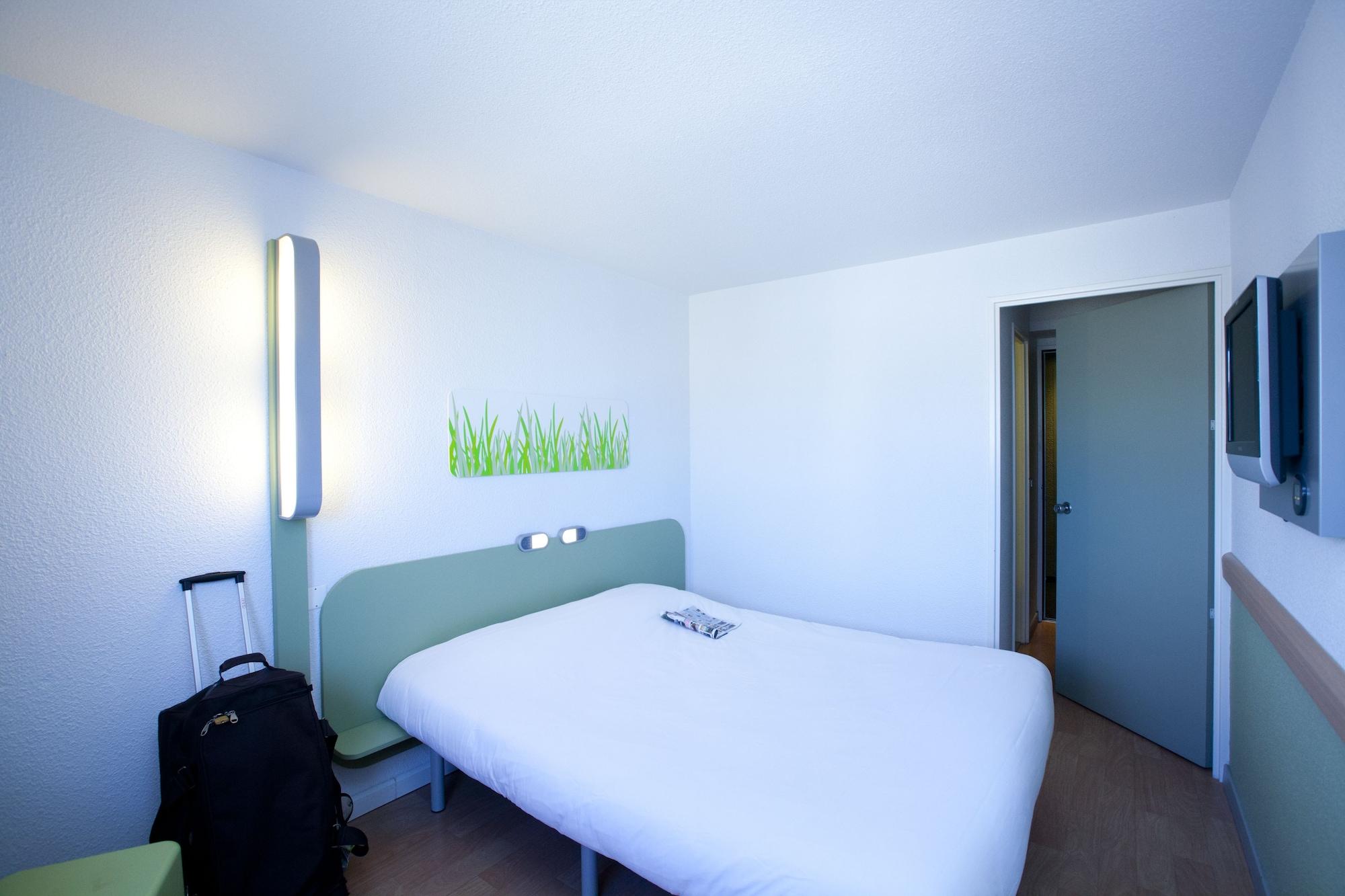 Ibis Budget Marseille Vieux Port Luaran gambar