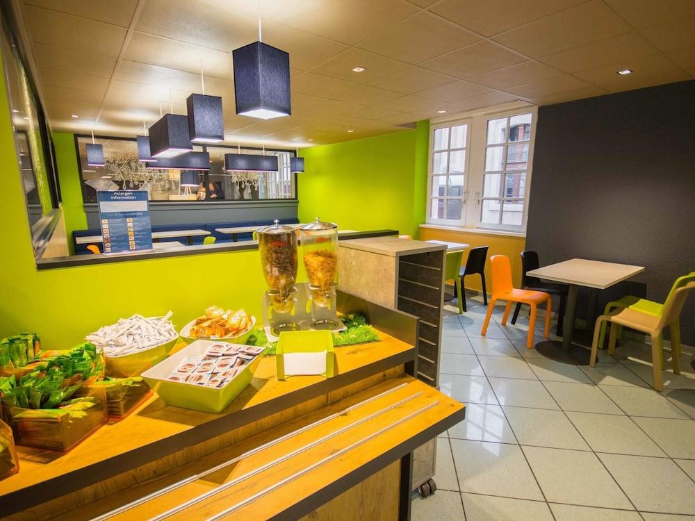 Ibis Budget Marseille Vieux Port Luaran gambar