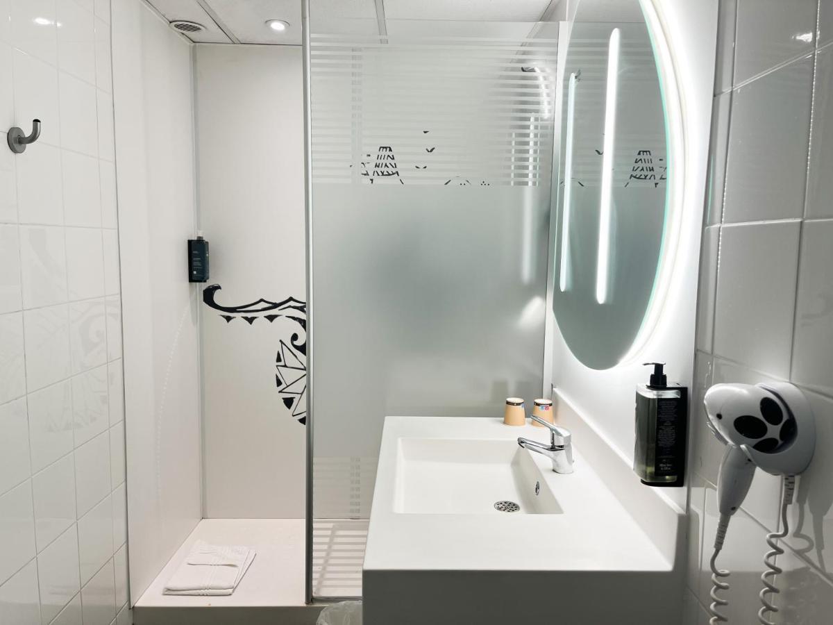 Ibis Budget Marseille Vieux Port Luaran gambar