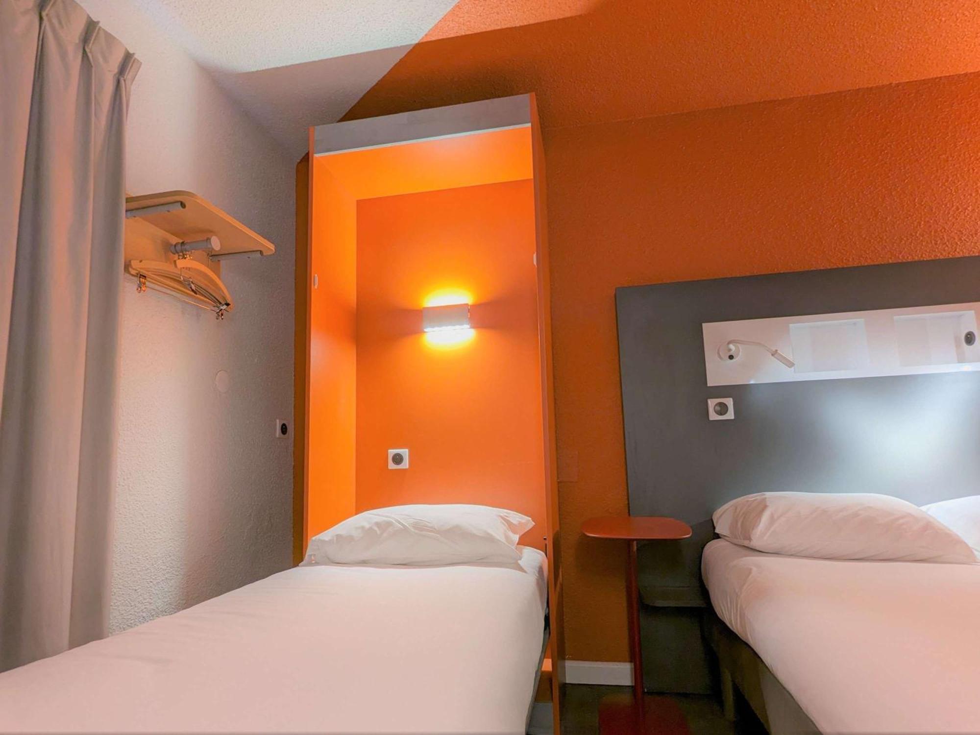 Ibis Budget Marseille Vieux Port Luaran gambar
