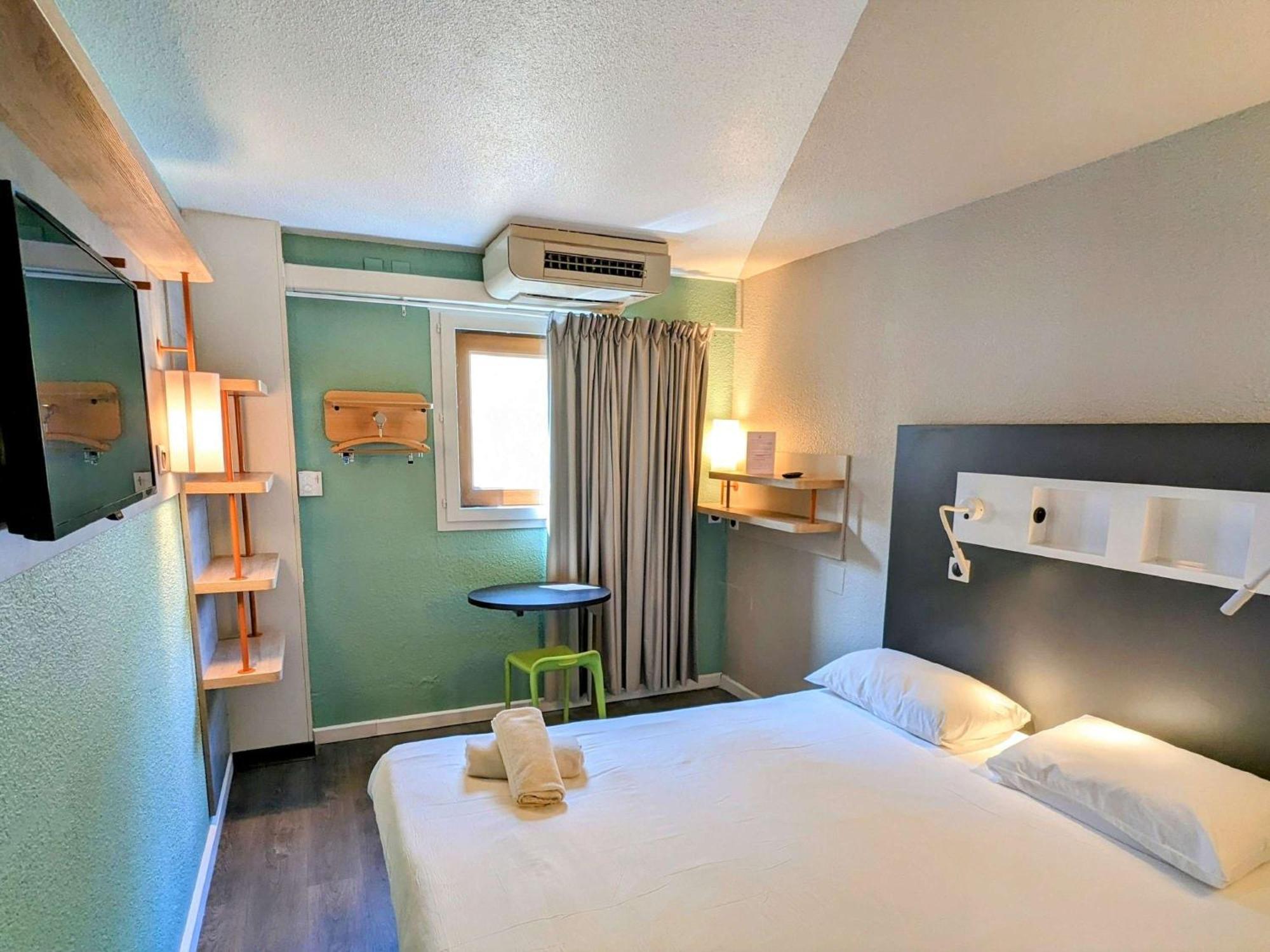 Ibis Budget Marseille Vieux Port Luaran gambar