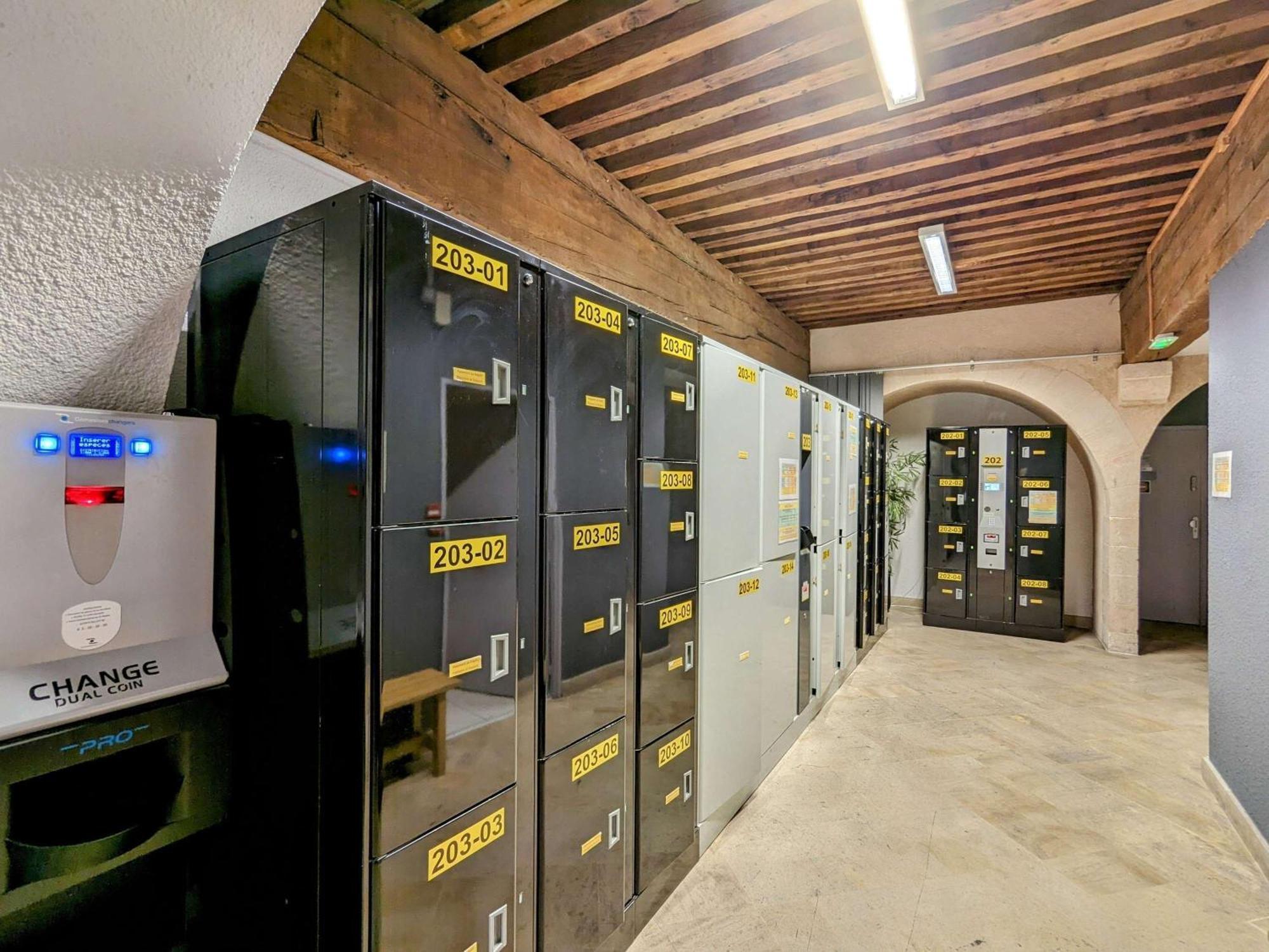 Ibis Budget Marseille Vieux Port Luaran gambar