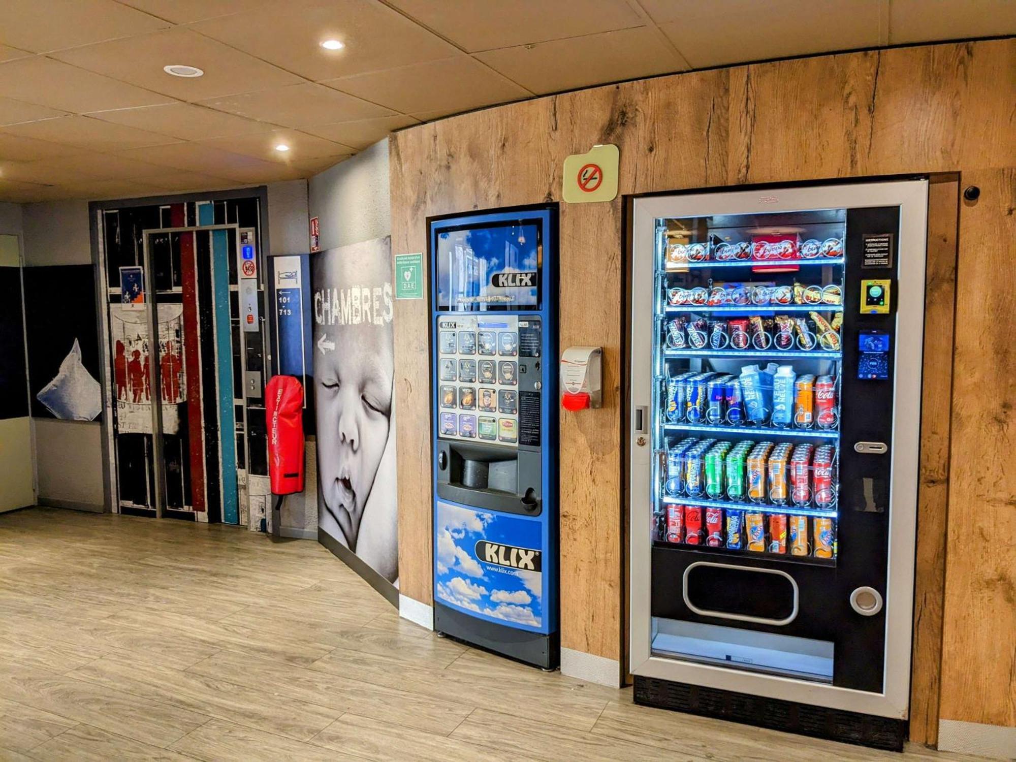 Ibis Budget Marseille Vieux Port Luaran gambar
